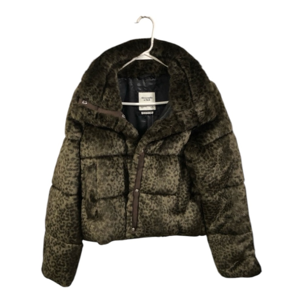 Abercrombie & Fitch Leopard Print Puffer Jacket